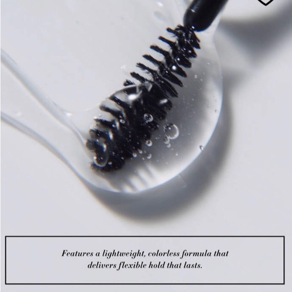 Anastasia Beverly Hills Brow Studio Kit in Medium Brown - Picture 5 of 12